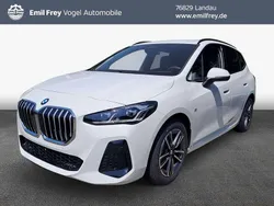 Weiß Neu 2025 BMW 220 Active Tourer M Sport Van / Kleinbus | 51.270 €