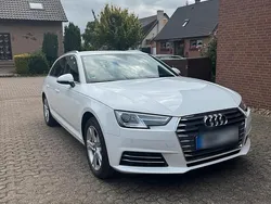 Weiß Gebraucht 2017 Audi A4 Kombi | 17.500 € (Fairer Preis)