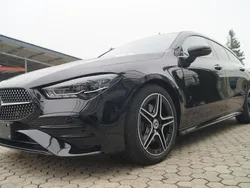 Schwarz Neu 2025 Mercedes CLA200 AMG Line Premium Limousine | 38.900 €