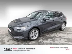 Grau Gebraucht 2024 Audi A3 Sportback Limousine | 31.480 € (Guter Preis)