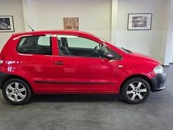 Rot Gebraucht 2010 VW Fox Style Kleinwagen | 1.000 € (Guter Preis)