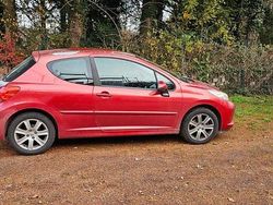 Rot Gebraucht 2007 Peugeot 207 Sport Limousine | 1.500 € (Guter Preis)