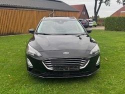 Schwarz Gebraucht 2020 Ford Focus Titanium Kombi | 16.000 € (Guter Preis)