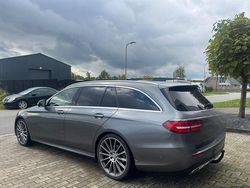 Grau Gebraucht 2016 Mercedes E220 AMG line Kombi | 18.900 € (Etwas zu teuer)