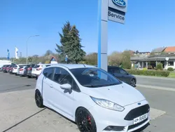 Grau Gebraucht 2017 Ford Fiesta ST200 Kleinwagen | 14.990 € (Fairer Preis)
