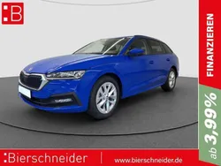 Blau Gebraucht 2023 Skoda Octavia Ambition Kombi | 25.950 € (Guter Preis)