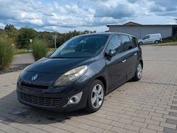Schwarz Gebraucht 2010 Renault Grand Scénic III Dynamique Van / Kleinbus | 3.500 € (Fairer Preis)