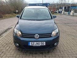 Blau Gebraucht 2009 VW Golf Plus Cross Comfortline Van / Kleinbus | 3.690 € (Fairer Preis)