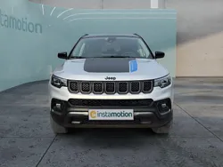 Silber Gebraucht 2022 Jeep Compass SUV | 27.199 € (Fairer Preis)