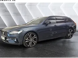 Blau Gebraucht 2022 Volvo V90 R-Design Kombi | 43.990 € (Teuer)
