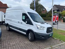 Weiß Gebraucht 2017 Ford Transit Trend Van / Kleinbus | 17.900 € (Fairer Preis)