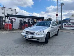 Silber Gebraucht 2002 Mercedes C180 Classic Limousine | 2.400 € (Fairer Preis)