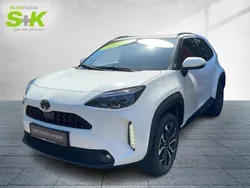Schneeweiß (weiß) Neu 2025 Toyota Yaris Hybrid Kleinwagen | 31.290 € (Etwas zu teuer)