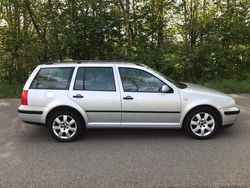 Silber Gebraucht 2002 VW Golf IV Limousine | 2.000 € (Guter Preis)