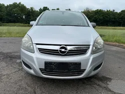 Silber Gebraucht 2010 Opel Zafira Edition Van / Kleinbus | 2.950 € (Guter Preis)