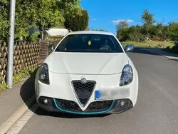 Weiß Gebraucht 2012 Alfa Romeo Giulietta Kleinwagen | 5.480 € (Fairer Preis)