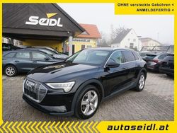Schwarz Gebraucht 2021 Audi e-tron Business SUV | 25.900 € (Superpreis)