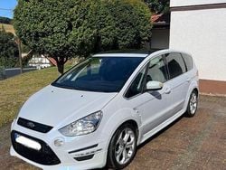 Weiß Gebraucht 2010 Ford S-MAX Titanium Van / Kleinbus | 3.500 € (Guter Preis)