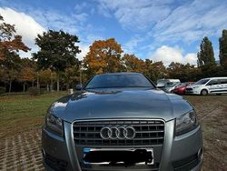 Grau Gebraucht 2011 Audi A5 Coupé | 10.000 € (Teuer)