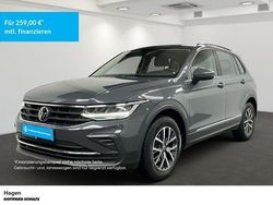 Grau Gebraucht 2022 VW Tiguan Life SUV | 27.990 € (Fairer Preis)