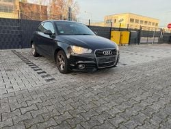 Schwarz Gebraucht 2011 Audi A1 Ambition Kleinwagen | 3.999 € (Superpreis)