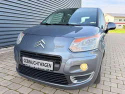 Grau Gebraucht 2009 Citroën C3 Picasso Exclusive Van / Kleinbus | 2.490 € (Fairer Preis)
