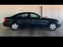 Schwarz Gebraucht 2003 Mercedes E240 Limousine | 4.300 € (Superpreis)