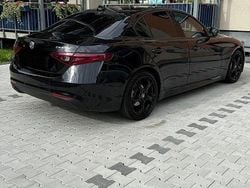 Schwarz Gebraucht 2017 Alfa Romeo Giulia Limousine | 15.000 € (Guter Preis)