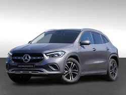 Szary Gebraucht 2023 Mercedes GLA200 Style SUV | 37.999 € (Fairer Preis)