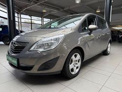 Braun Gebraucht 2012 Opel Meriva Edition Van / Kleinbus | 6.490 € (Etwas zu teuer)