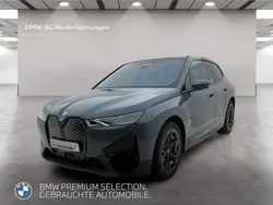 Grau Gebraucht 2022 BMW iX Sport Line SUV | 73.905 € (Fairer Preis)