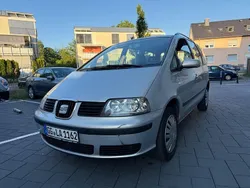 Silber Gebraucht 2003 Seat Alhambra Van / Kleinbus | 2.750 € (Etwas zu teuer)