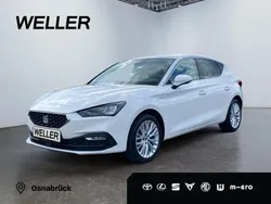 Weiss Gebraucht 2021 Seat Leon XCELLENCE Limousine | 21.250 € (Guter Preis)