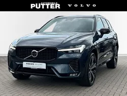 Metallic (blau Gebraucht 2024 Volvo XC60 Plus SUV | 45.890 € (Etwas zu teuer)
