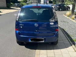 Blau Gebraucht 2005 Opel Meriva Van / Kleinbus | 1.250 € (Fairer Preis)
