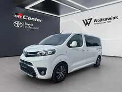 Ice white Gebraucht 2022 Toyota Proace Verso Comfort Kombi | 31.490 € (Guter Preis)