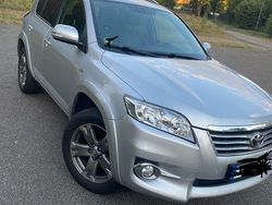 Silber Gebraucht 2011 Toyota RAV4 Life SUV | 11.200 € (Fairer Preis)
