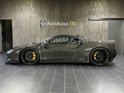 Grau Gebraucht 2023 Ferrari F8 Coupé | 819.888 €