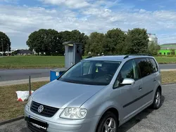 Silber Gebraucht 2003 VW Touran Van / Kleinbus | 1.990 € (Etwas zu teuer)