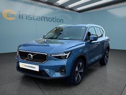 Blau Gebraucht 2024 Volvo XC40 Core SUV | 35.949 € (Fairer Preis)