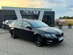 Schwarz Gebraucht 2018 Skoda Octavia Clever Kombi | 11.900 € (Fairer Preis)