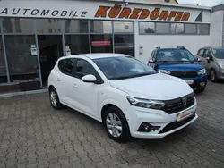 Weiß Gebraucht 2022 Dacia Sandero Comfort Kleinwagen | 12.800 € (Guter Preis)