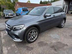 Grau Gebraucht 2019 Mercedes GLC250 AMG line SUV | 29.900 € (Fairer Preis)