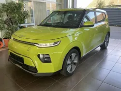 Grün Gebraucht 2021 Kia Soul EV Edition 7 SUV | 14.900 € (Fairer Preis)