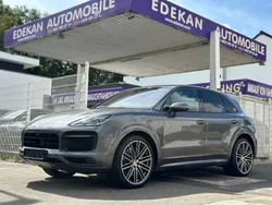 Grau Gebraucht 2021 Porsche Cayenne GTS SUV | 71.900 €