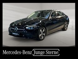 Schwarz Gebraucht 2022 Mercedes C200 Avantgarde Limousine | 28.847 € (Etwas zu teuer)