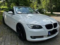 Weiß Gebraucht 2009 BMW 335 Cabriolet Cabrio | 19.500 € (Teuer)