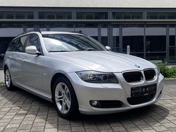 Silber Gebraucht 2010 BMW 318 Limousine | 9.300 € (Teuer)