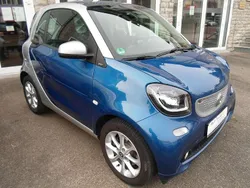 Blau Gebraucht 2017 Smart ForTwo Coupé Passion Kleinwagen | 14.990 € (Fairer Preis)