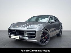 Grau Gebraucht 2024 Porsche Cayenne GTS SUV | 137.888 €